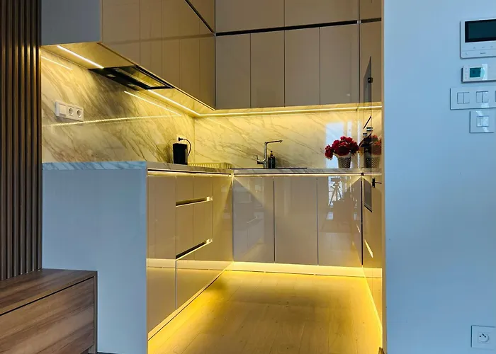 Citylightseuroveatower ברטיסלאבה